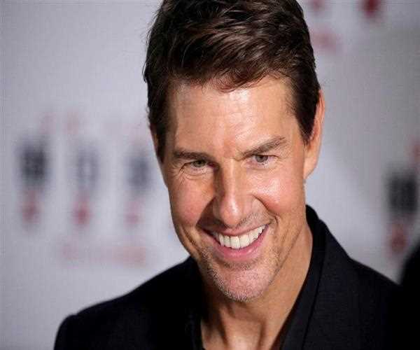 Does the stunts of Tom Cruise is real or fake