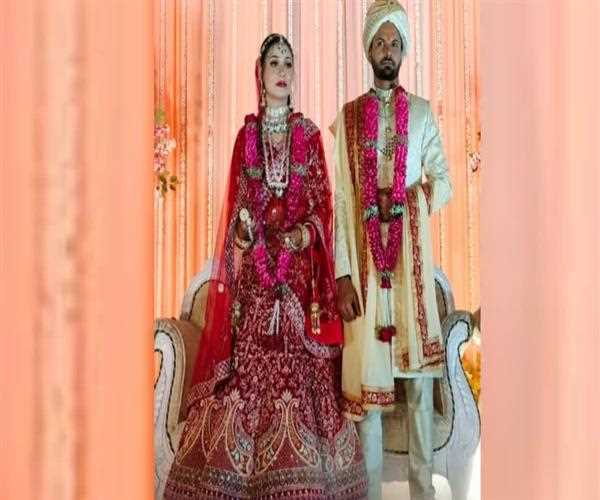 Mukesh Kumar, Indian faster bowler got married with Divya Singh