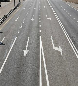 10 Important signs you must know while driving on the road