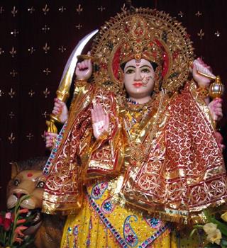 See some simple tips for Devi Puja that will affect your life positively
