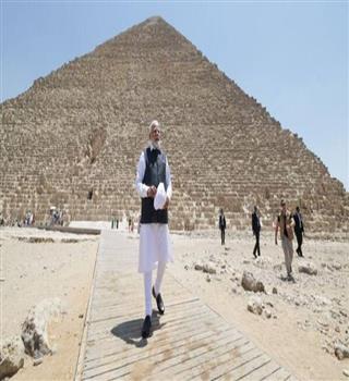 Prime Minister Meets Egyptian Prime Minister and Explore the Great Pyramid of Giza