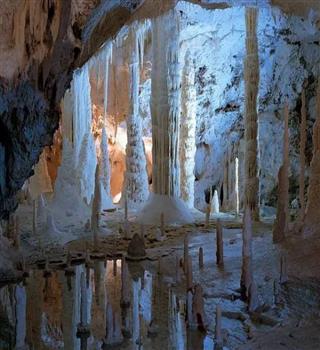 9 Most Stunning Hidden Caves in the World