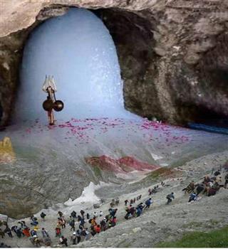 Amarnath Cave - Where Ice Forms a Natural Shiva Lingam
