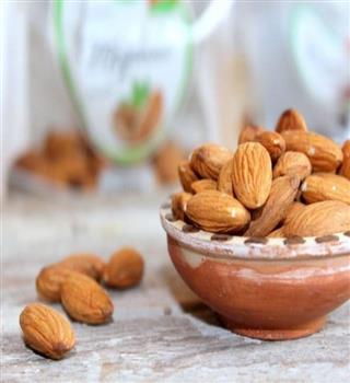 8 dry fruits that help you reduce body weight