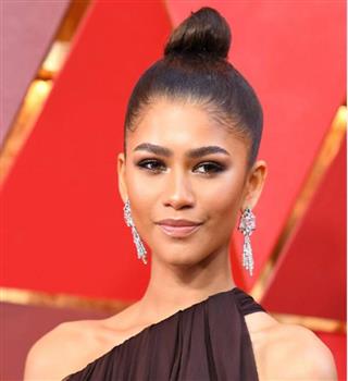 9 Best Hairstyles for Women with Thin Hair to Instantly Add