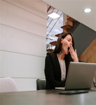 Why you feel sleepy all the time? 5 reasons