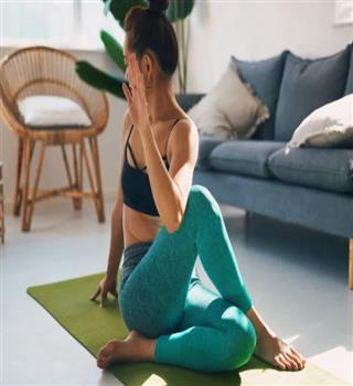 8 Yoga poses to relieve constipation