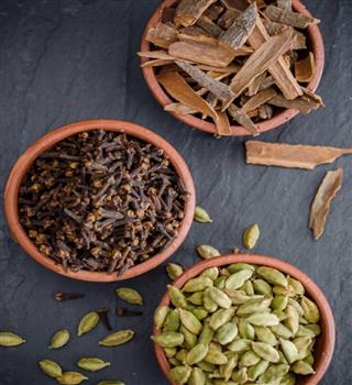 8 Essential Spices for Indian Cooking