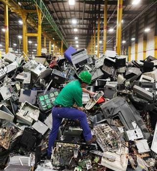 5 Shocking Environmental Effects of E-Waste