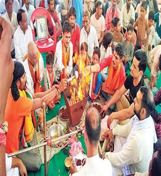 Let’s see how many famous person converted to Hinduism from Islam