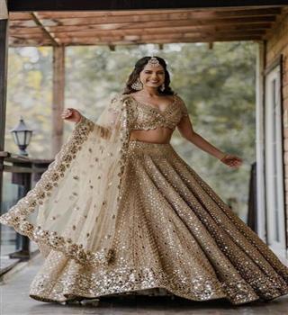 10 best trending outfits in weddings