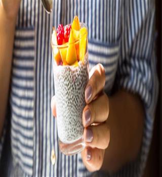 5 side effects of eating too many chia seeds.