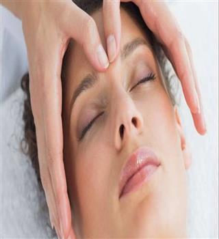 Benefits of eyebrow massage