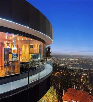 Is rotating house exist?