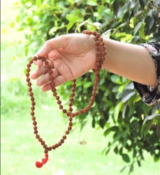 The Power of 108 Beads in a Japa Mala – Why This Number?