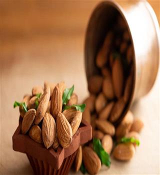Nuts and seeds for energy and stamina