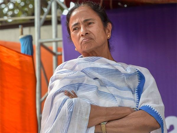 Is Mamata Banerjee a threat to India? We must know.