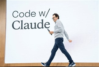 Why Programmers Love Claude for Long Code Analysis?