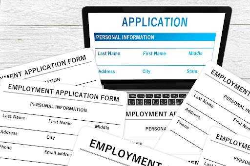 How Candidates Can Choose Which Jobs to Apply For Online