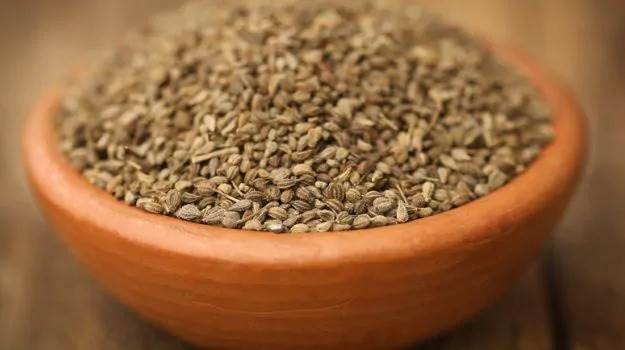 What are the benefits of Ajwain Carom Seeds