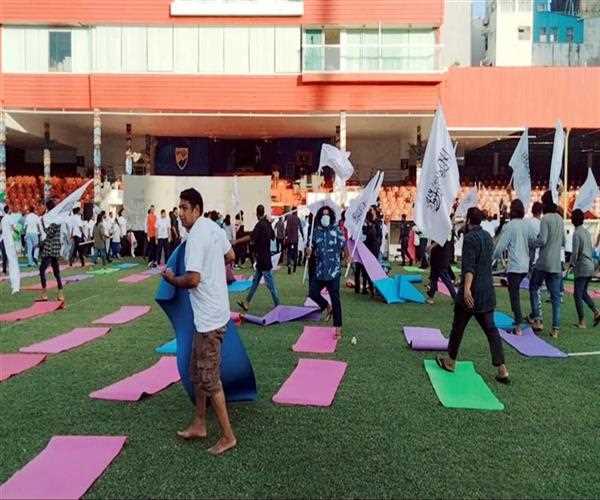 Mob Attack at a Yoga event in Maldives