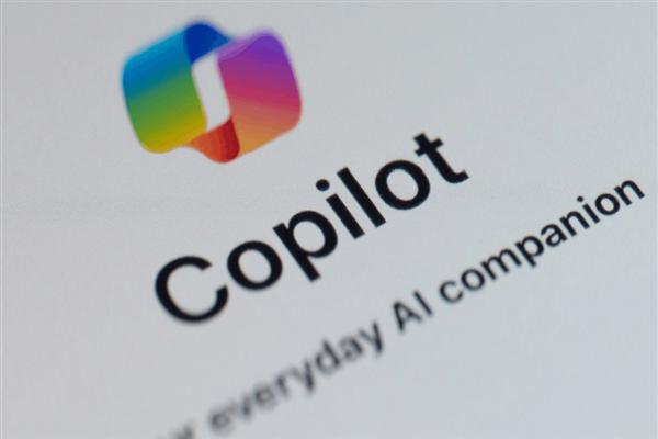 Microsoft merges consumer and business Copilot app