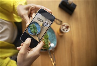 The Role of AI in Mobile Photography