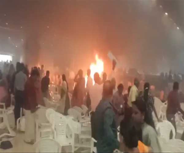 Know more about the kerala attacks Affects several injuries in religious gatherings