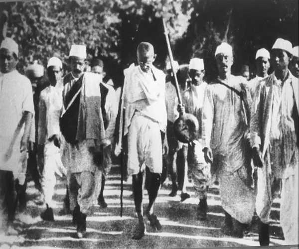 Why gandhi support khilafat movement