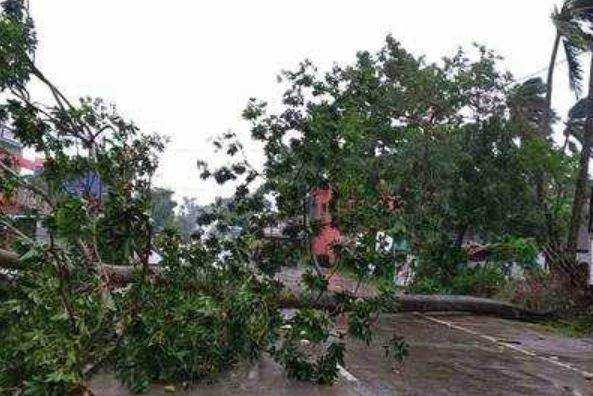 Amfan Cyclone Troubles After Corona Pandemic