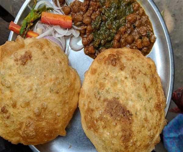 Chole-Bhature is one of the best Indian Breakfast every must try