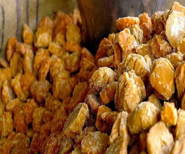 Jaggery or Gur and its Health Benefits