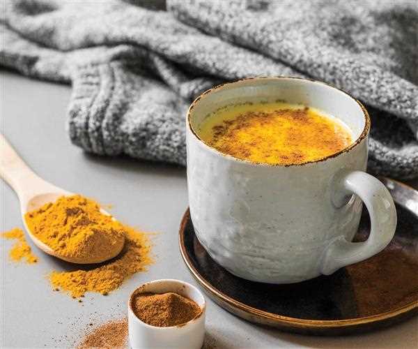 Explore the 10 benefits of using turmeric milk in your daily routine